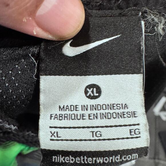 Nike Boys XL Camo Athletic Shorts Gray Green Blue Swoosh - Picture 6 of 7